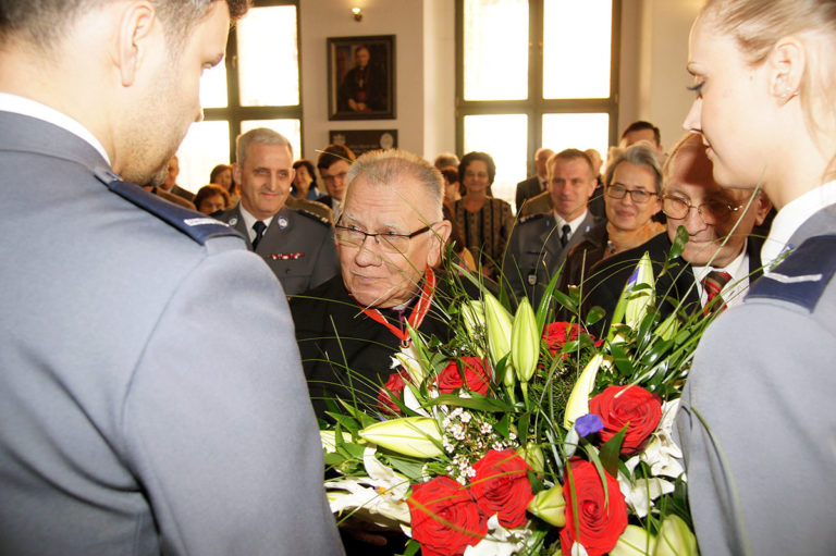 Ks. prał. Stanisław Kardasz Honorowym Generałem Policji